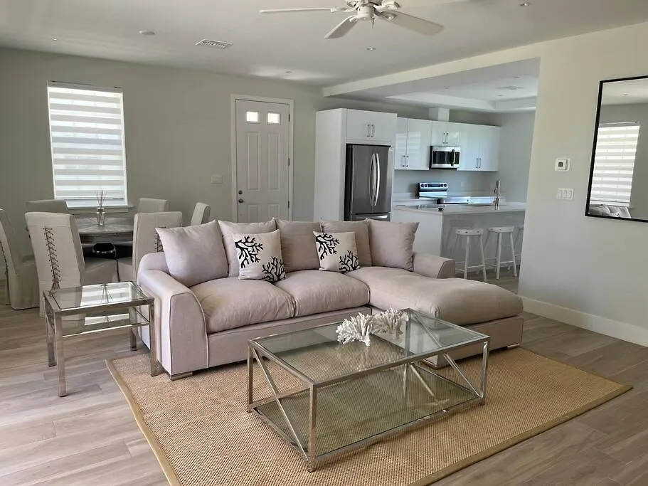 Bahamas Dream Beach Resort - Nassau, Bahamas Apartment Nassau