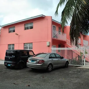 Tropical Hideaway Nassau